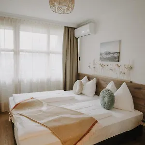 https://parkhotel-brunauer.saalbachhinterglemmhotels.com